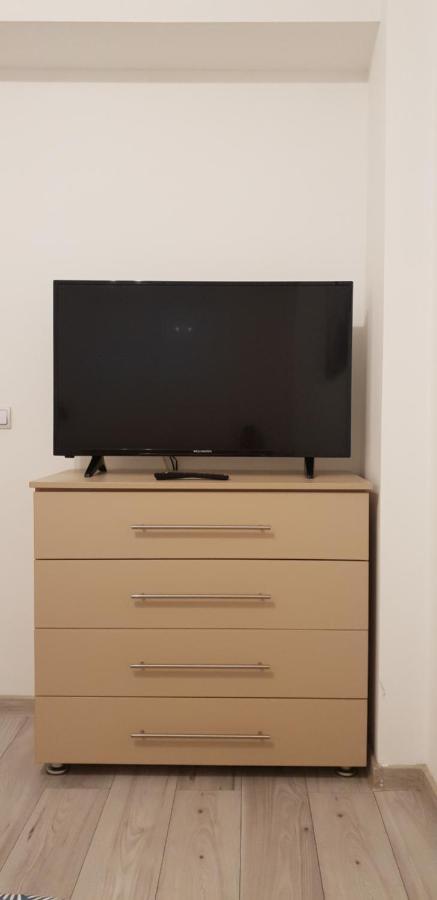 Modern & Elegant Apartament Craiova Exteriör bild